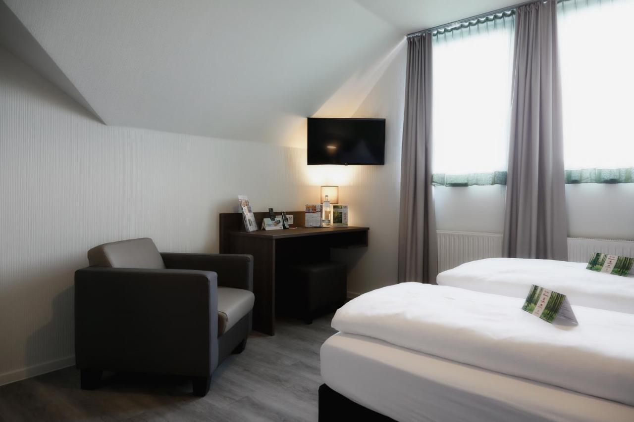 Konsumhotel Am Park 오버호프 외부 사진